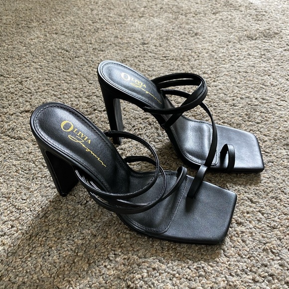 Forever 21 Black Heels - Picture 1 of 2